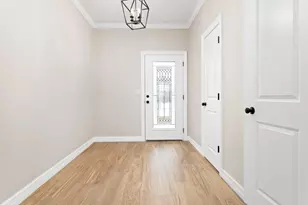 884 Meloreen, Port Neches, TX 77651 - Photo 3