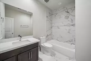 5914 Haring Ln, Houston, TX 77091 - Photo 5