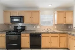 8927 Windfern Trace Dr, Houston, TX 77064 - Photo 17