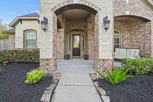 17703 Refuge Lake Dr, Cypress, TX 77433 - Photo 11