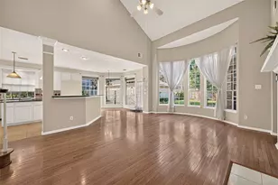3810 Canary Grass Ln, Houston, TX 77059 - Photo 11