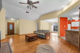 4422 Glen Avon Dr S, Pasadena, TX 77505 - Photo 9