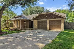 4422 Glen Avon Dr S, Pasadena, TX 77505 - Photo 1