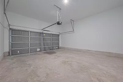1611 Regents Court, Houston, TX 77055 - Photo 41