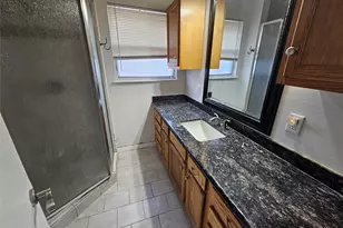 5526 Whispering Creek Way, Houston, TX 77017 - Photo 15