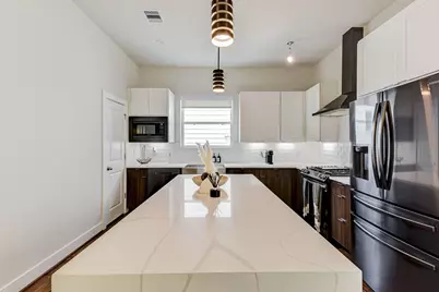 5857 Dolores Street, Houston, TX 77057 - Photo 23