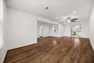 7515 Magnolia St, Houston, TX 77023 - Photo 3