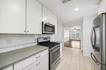 7515 Magnolia Street, Houston, TX 77023 - Photo 5