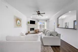 8303 Rocky River St, Baytown, TX 77523 - Photo 5