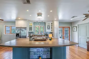 1111 Woodhill Rd, Houston, TX 77008 - Photo 9