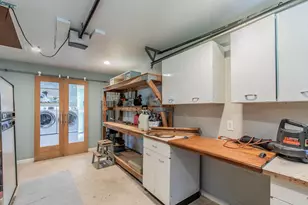 1111 Woodhill Rd, Houston, TX 77008 - Photo 21