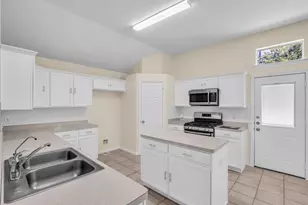 6003 Decker Ridge Ct, Katy, TX 77449 - Photo 9