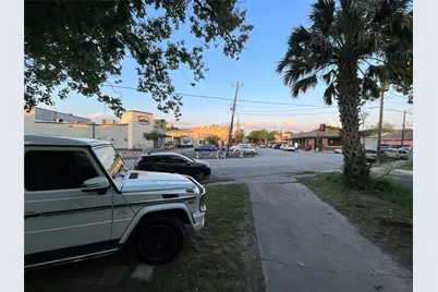 2518 Grant Street, Houston, TX 77006 - Photo 3