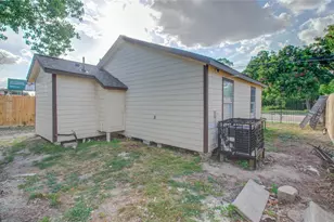 1051 W Little York Rd, Houston, TX 77091 - Photo 7
