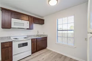 1051 W Little York Rd, Houston, TX 77091 - Photo 31