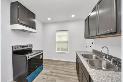 7021 Canal Street #A, Houston, TX 77011 - Photo 15