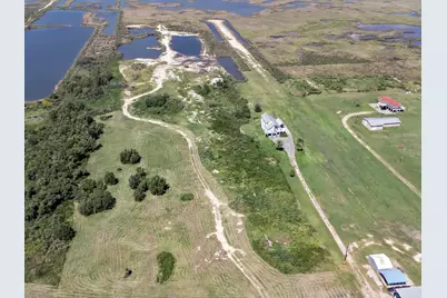 2169 Highway 87, Crystal Beach, TX 77650 - Photo 3