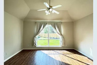 5015 Cottonglen Court, Houston, TX 77041 - Photo 9