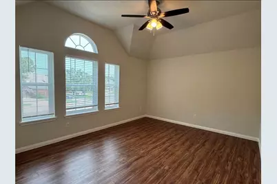 5015 Cottonglen Court, Houston, TX 77041 - Photo 19