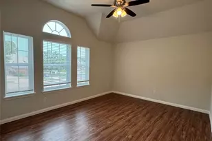 5015 Cottonglen Ct, Houston, TX 77041 - Photo 19