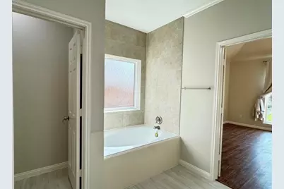 5015 Cottonglen Court, Houston, TX 77041 - Photo 15