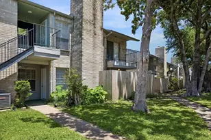 6500 Sands Point Dr, Houston, TX 77074 - Photo 13