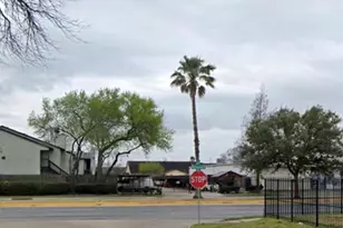 3206 Jarvis St, Houston, TX 77063 - Photo 3