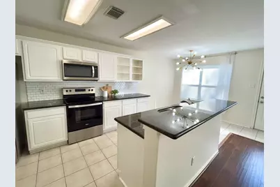 58 Musgrove Place, The Woodlands, TX 77382 - Photo 3