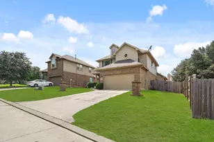 4909 Summer Ridge Dr, Conroe, TX 77303 - Photo 1