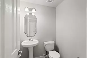 4909 Summer Ridge Dr, Conroe, TX 77303 - Photo 9