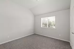 4909 Summer Ridge Dr, Conroe, TX 77303 - Photo 15