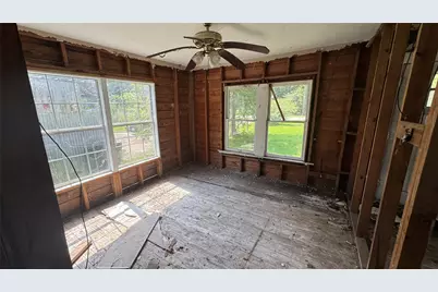 790 N Tannahill Street, Vidor, TX 77662 - Photo 11