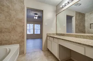 98 S Vesper Bend Cir, The Woodlands, TX 77382 - Photo 21
