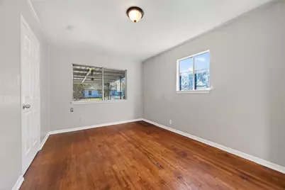 6127 Beldart Street, Houston, TX 77033 - Photo 9