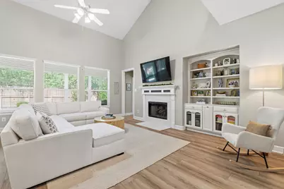 158 Hansom Trail Street, The Woodlands, TX 77382 - Photo 5