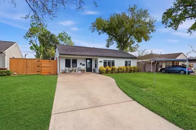 7110 Jalna Street, Houston, TX 77055 - Photo 3