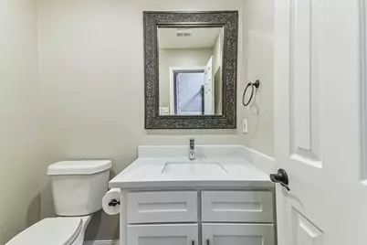 5115 Green Springs Drive, Houston, TX 77066 - Photo 13