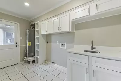 5115 Green Springs Drive, Houston, TX 77066 - Photo 11