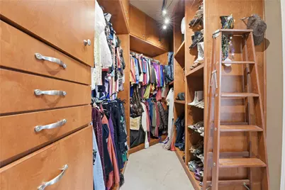 411 Crestwater Trail, Houston, TX 77082 - Photo 19