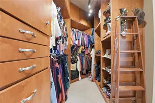 411 Crestwater Trail, Houston, TX 77082 - Photo 19