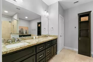 2635 Ashland St, Houston, TX 77008 - Photo 27