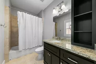 2635 Ashland St, Houston, TX 77008 - Photo 31