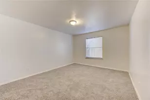 10202 Forum Park Dr, Houston, TX 77036 - Photo 13
