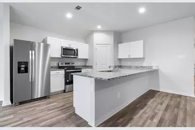 102 Avalon Drive, Huntsville, TX 77320 - Photo 7