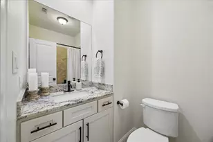 5431 Kiam St, Houston, TX 77007 - Photo 17