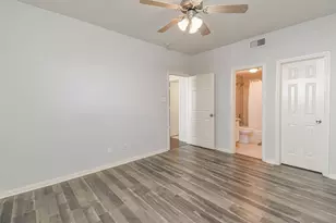 6289 Wilcrest Dr, Houston, TX 77072 - Photo 13
