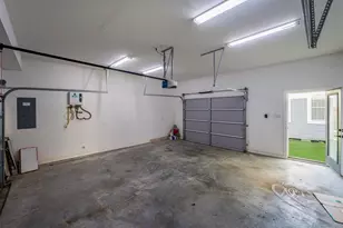 210 Tabor St, Houston, TX 77009 - Photo 31