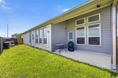 8710 Ruddy Duck Court, Baytown, TX 77521 - Photo 37