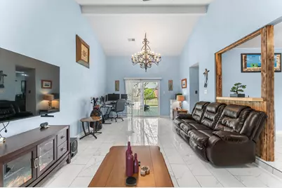 228 April Waters Drive W, Conroe, TX 77356 - Photo 9