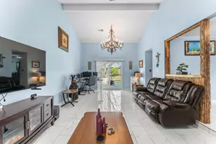 228 April Waters Dr W, Conroe, TX 77356 - Photo 9